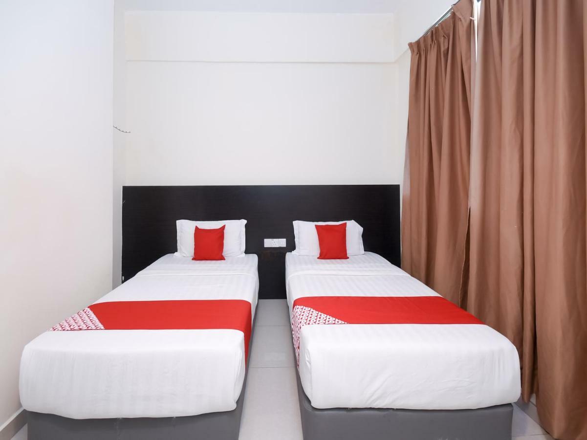 Kenyalang Suite Miri Exterior photo