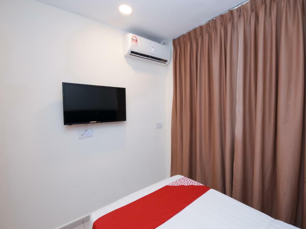 Kenyalang Suite Miri Exterior photo