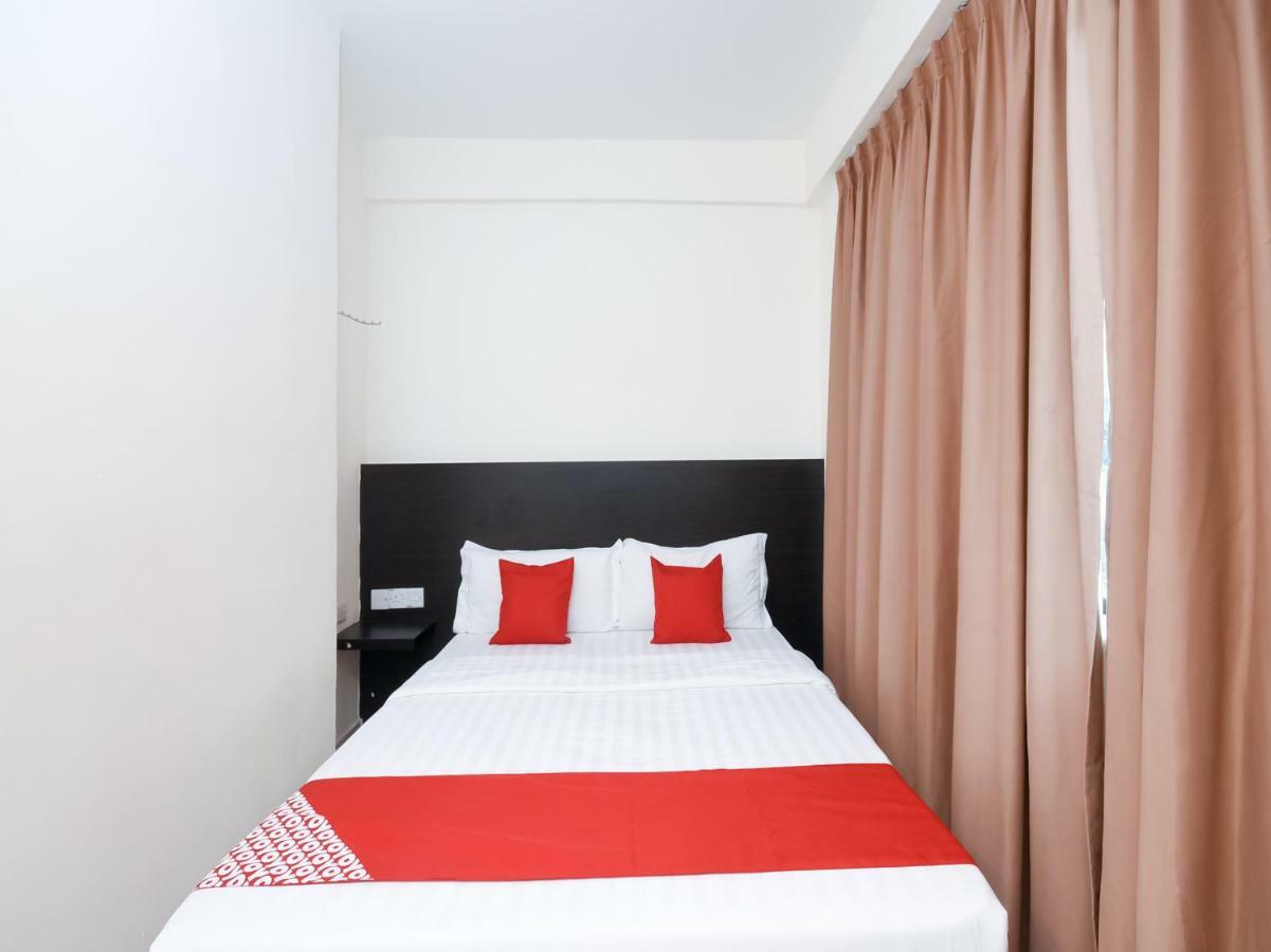 Kenyalang Suite Miri Exterior photo