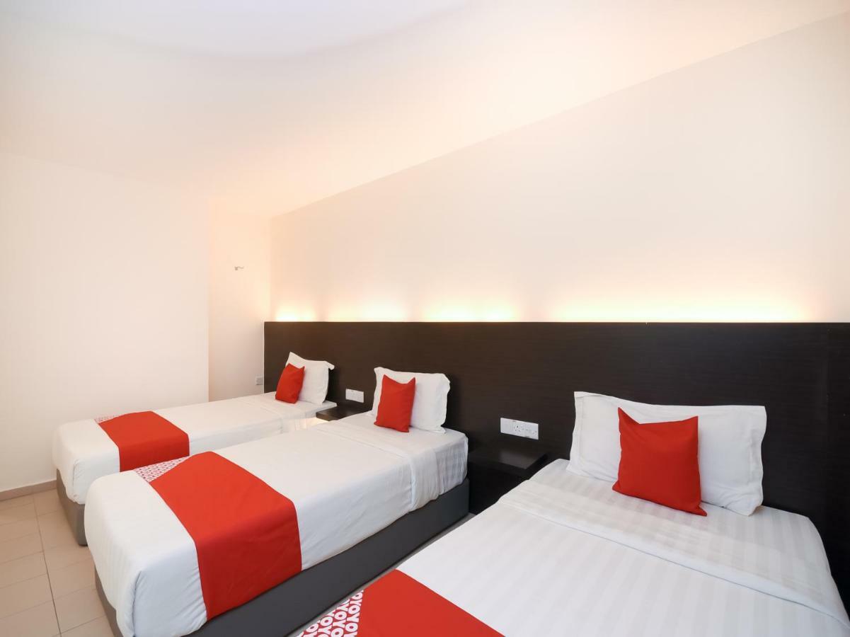 Kenyalang Suite Miri Exterior photo