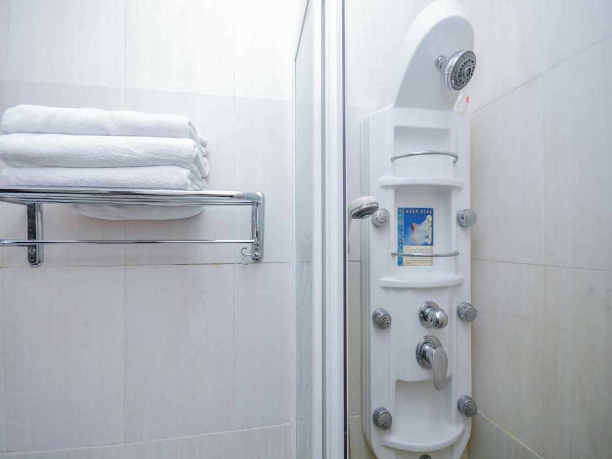 Kenyalang Suite Miri Exterior photo